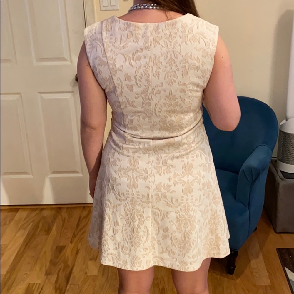 Donna Ricco A-line Dress in white with floral sz 6 - Picture 3 of 8